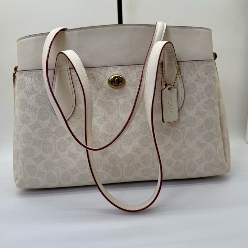 EUC Coach Lora Carryall 89576 – Chalk Signature Coated Canvas – Gold Hardware - Picture 6 of 10